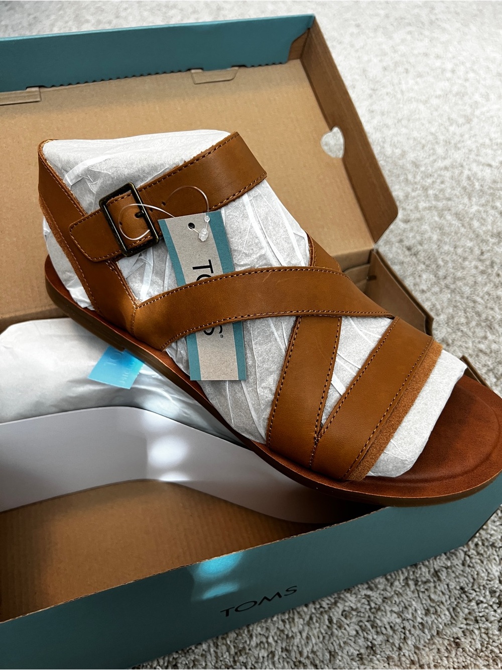 Toms Women's Brown Sloane Sandals NWT! Never worn